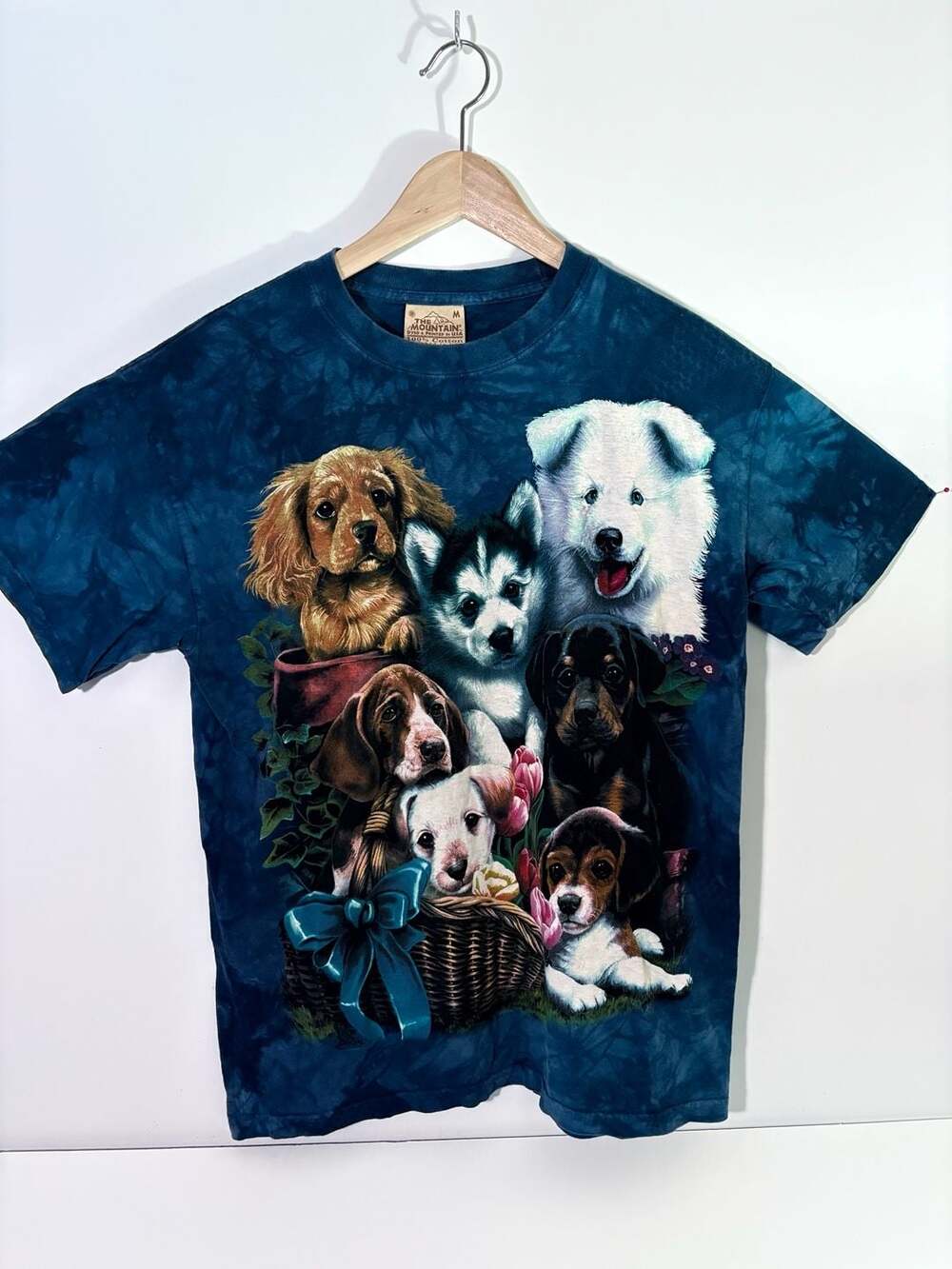 The Mountain Puppy Collage T-Shirt Size M Blue Tie Dye Graphic Tee